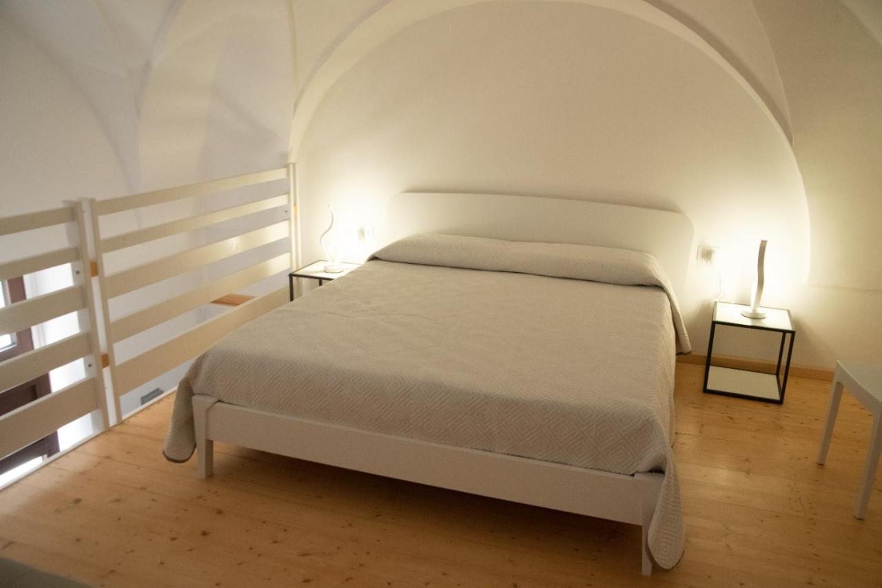 Al Muro Casa Vacanza Леверано Экстерьер фото